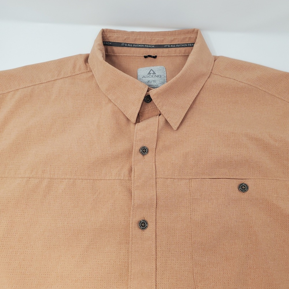 Ascend Shirt Mens XL 617ACS23-8537W Peach Button-down Short Sleeve Micro-Perf